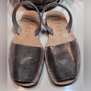PONS Avarcas Classic Sandals Metallic sz 10 NWOT